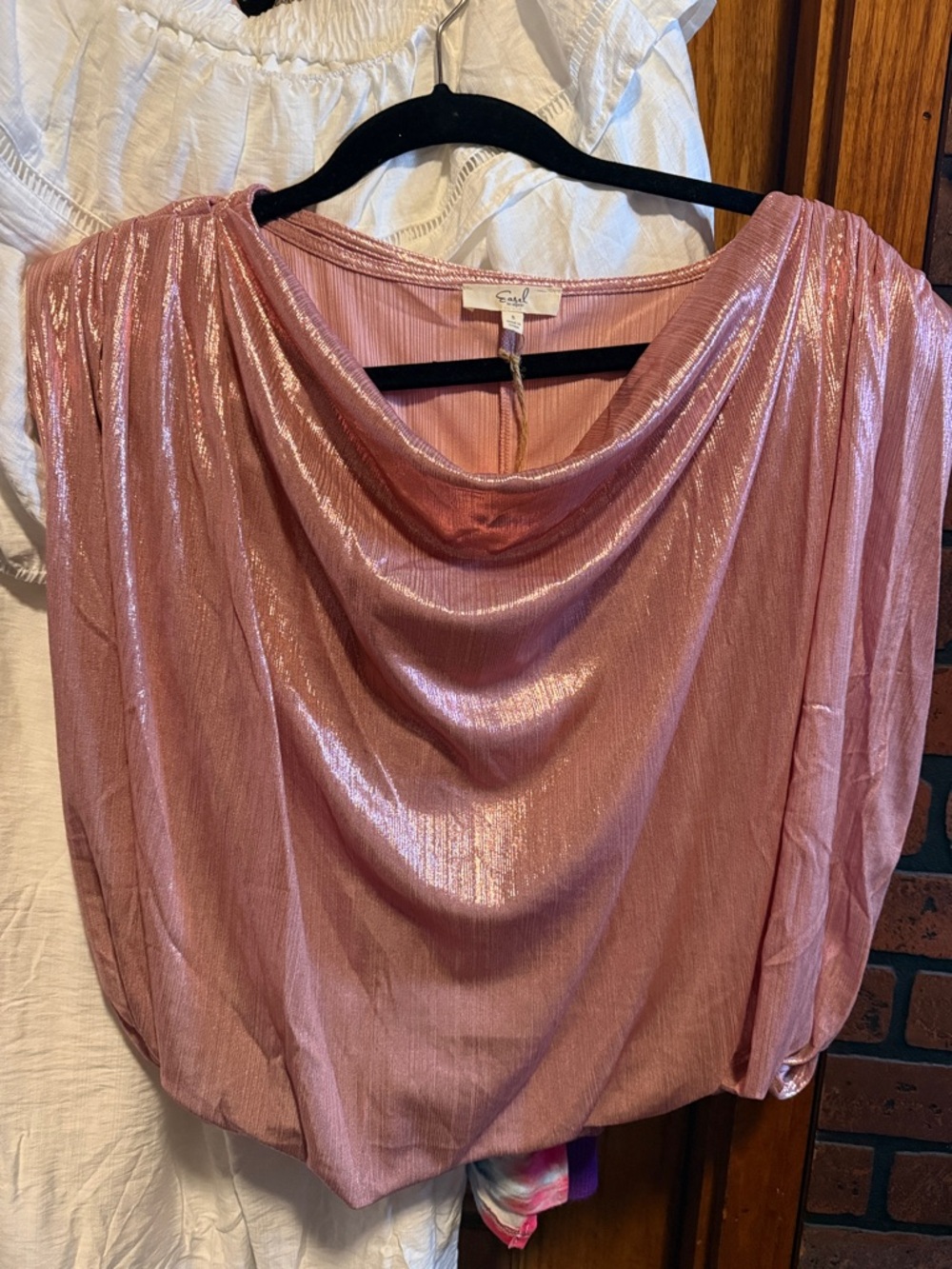 #1149 Easel Pink Flowy Top